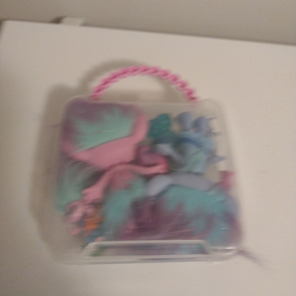 Lot of 7 DWA troll dolls with a couple of accessories EUC - Picture 7 of 7